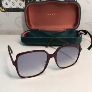 Gucci | Accessories | New Authentic Gucci Gg544s 003  display picture 1